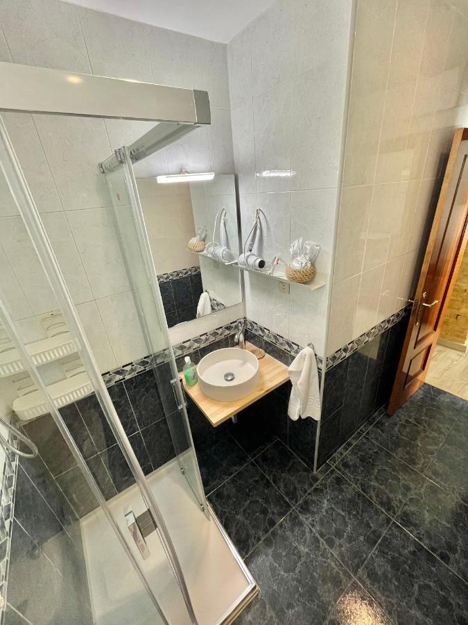 Apartamento San Blas-Antiguo Mercado Central Zaragoza Ngoại thất bức ảnh