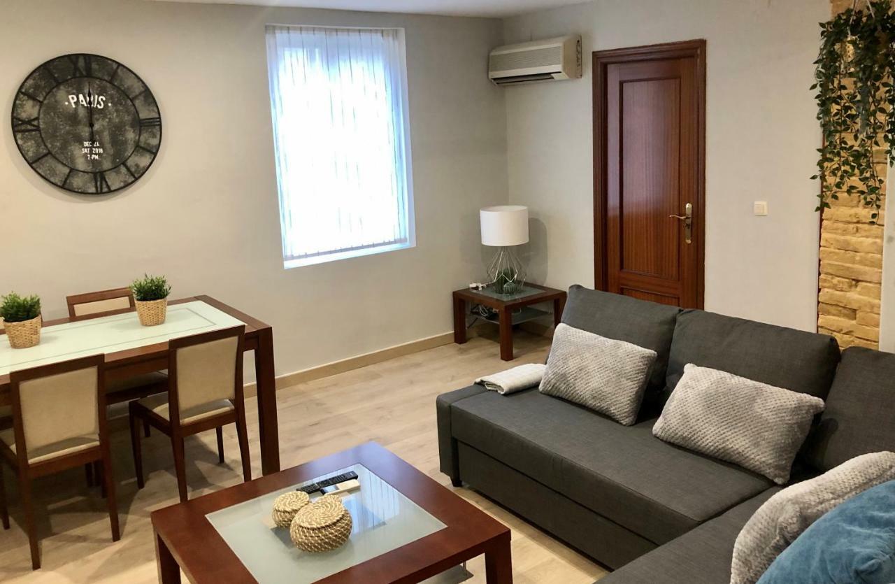 Apartamento San Blas-Antiguo Mercado Central Zaragoza Ngoại thất bức ảnh