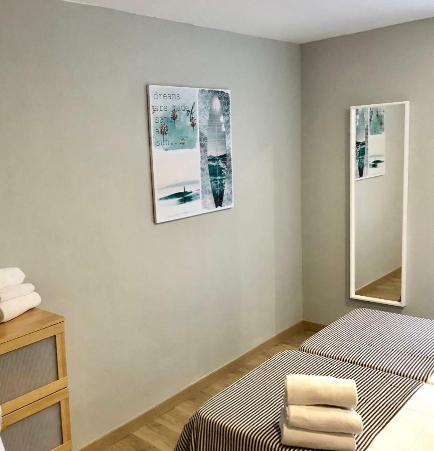 Apartamento San Blas-Antiguo Mercado Central Zaragoza Ngoại thất bức ảnh